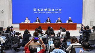 国新办举行高质量完成“十四五”规划系列主题新闻发布会 介绍“十四五”时期金融业发展成就